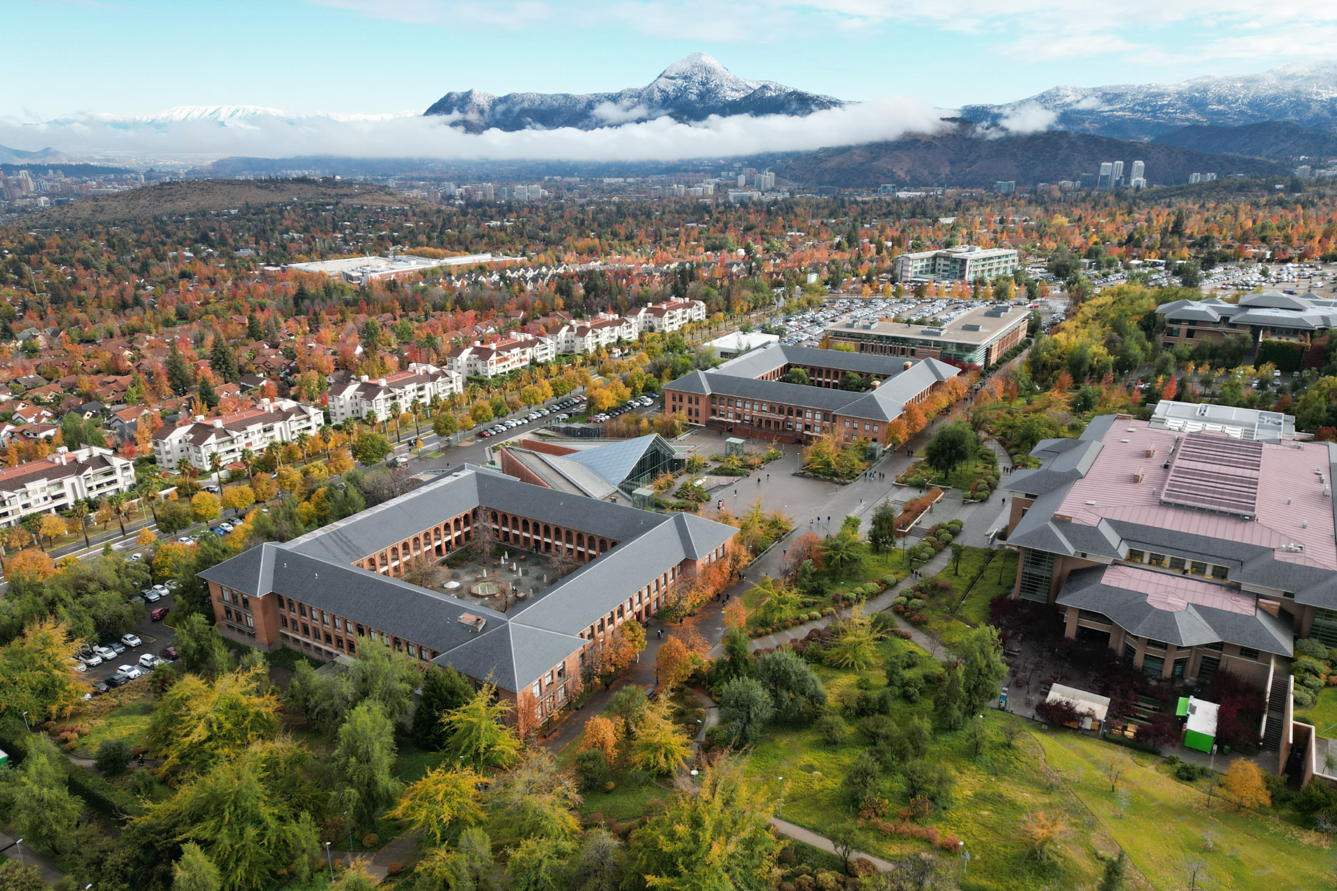 Vista aérea del campus de la Universidad de los Andes